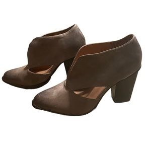 Jeffrey Campbell (Free People) Deep V Ankle Boots Never worn NWOT